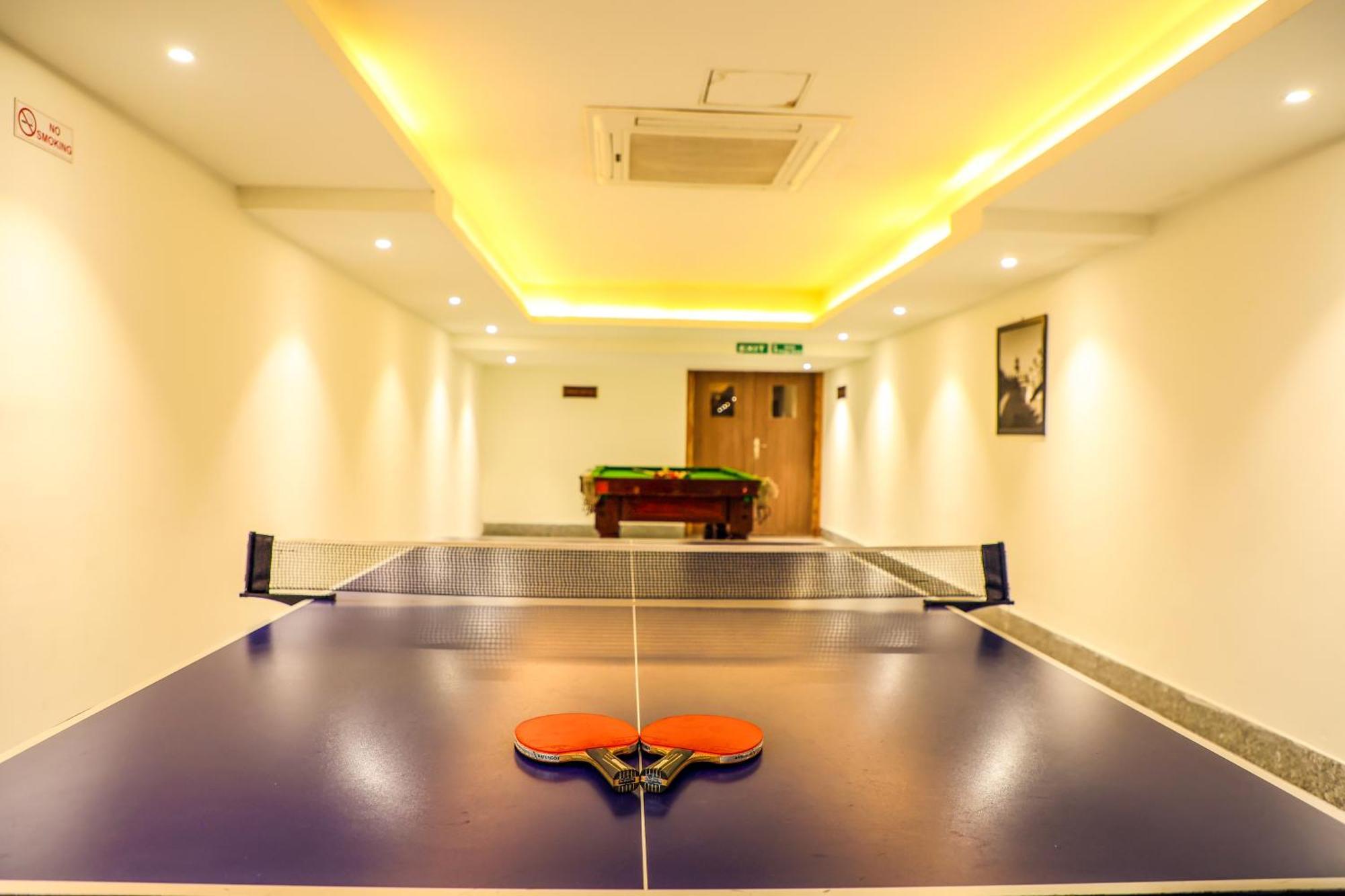 Hotel Ramada Plaza By Wyndham Lucknow Zewnętrze zdjęcie